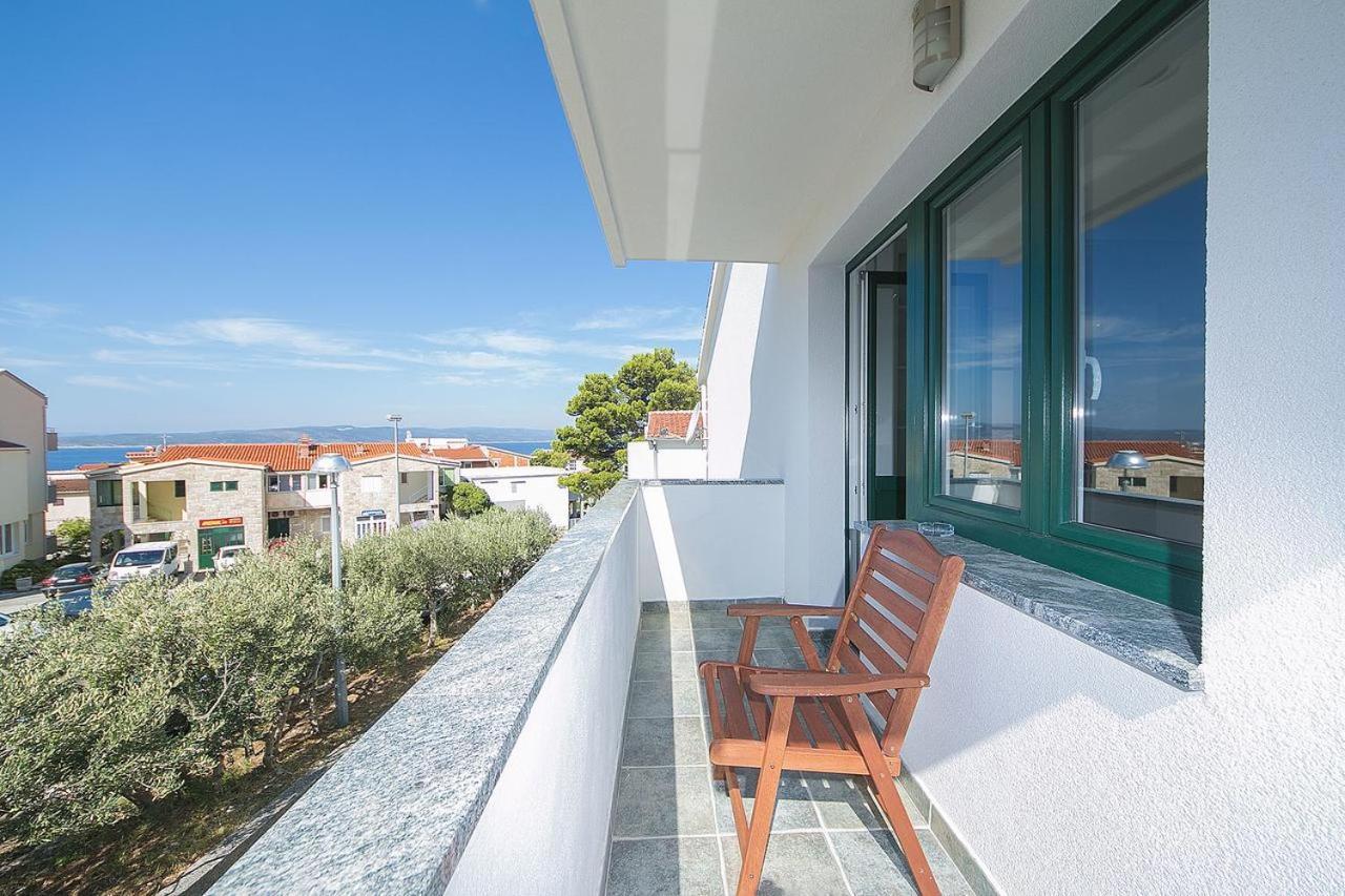 Apartments Sanja Baška Voda Eksteriør bilde